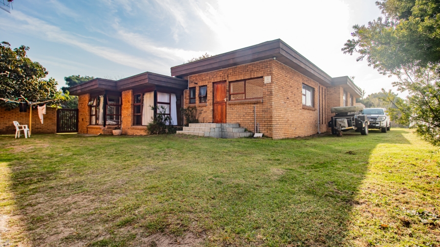 4 Bedroom Property for Sale in Table View Western Cape